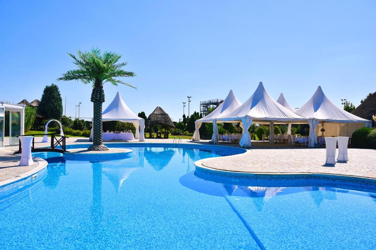 S Club Resort Hotel Aqua Park And Spa 베오그라드 외부 사진