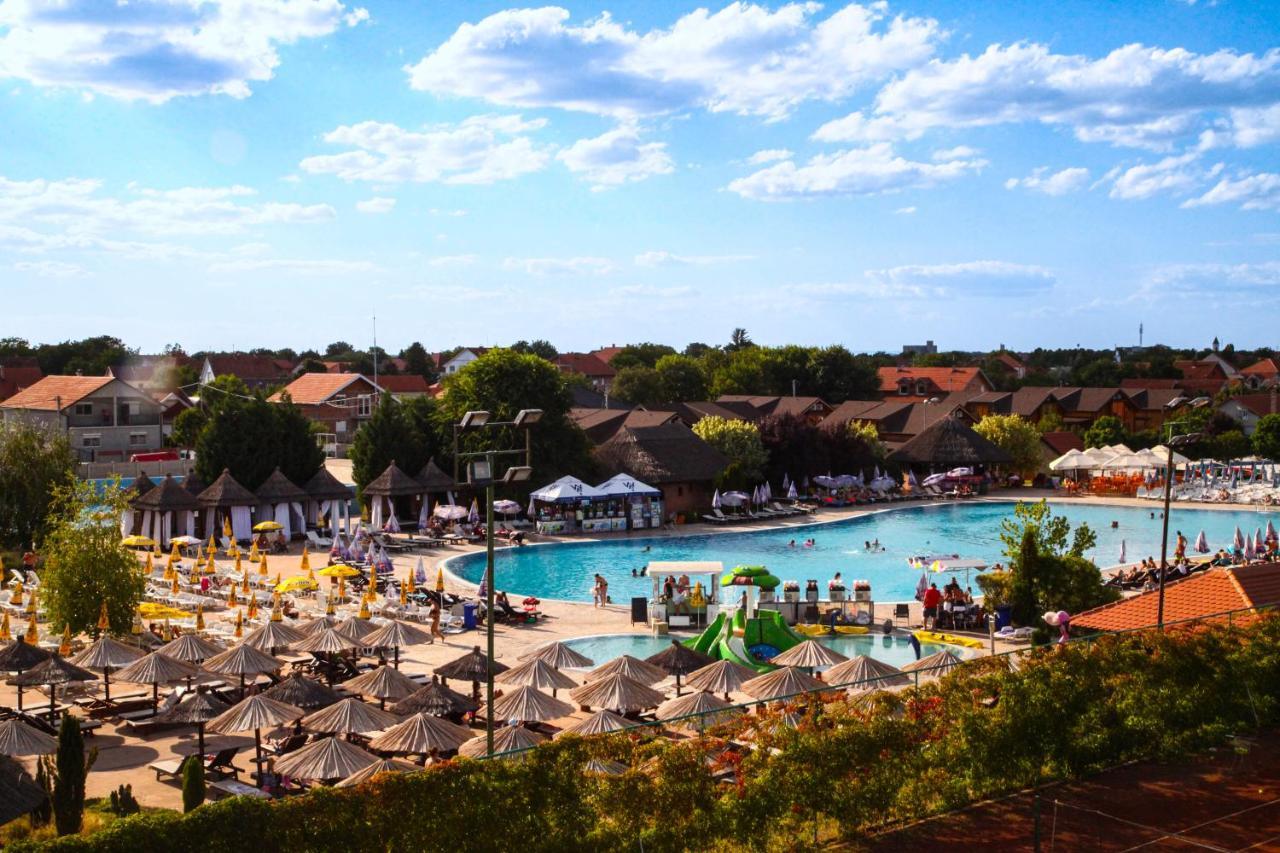 S Club Resort Hotel Aqua Park And Spa 베오그라드 외부 사진