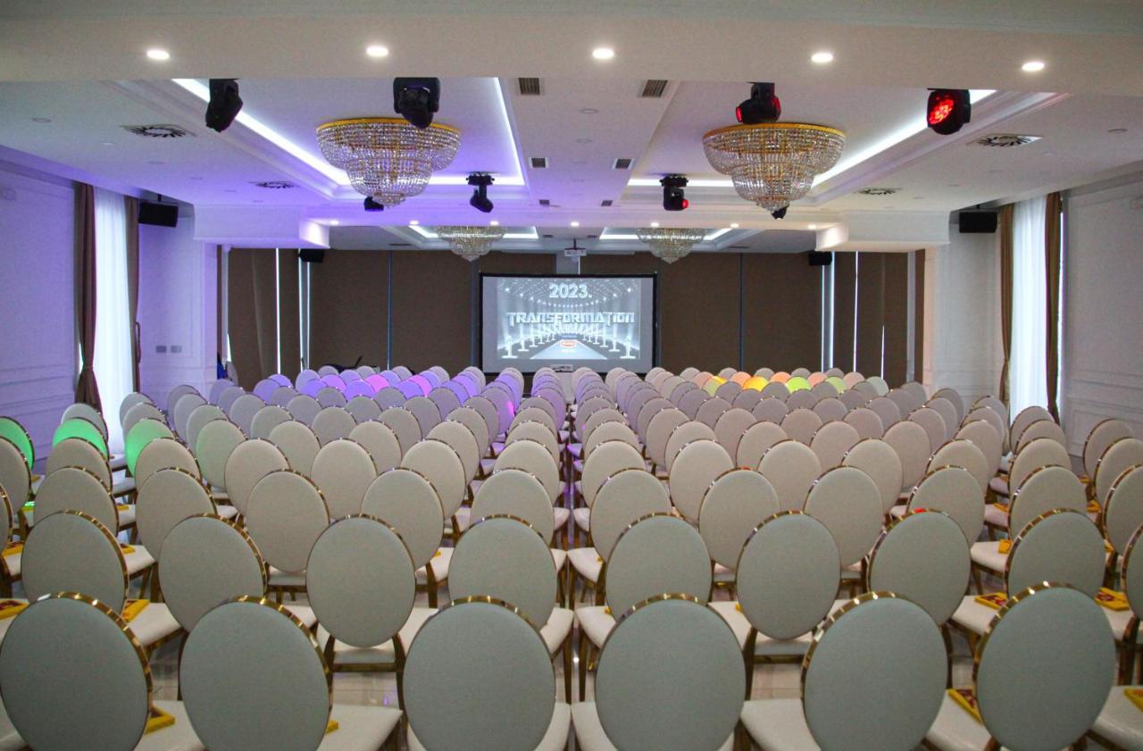 S Club Resort Hotel Aqua Park And Spa 베오그라드 외부 사진
