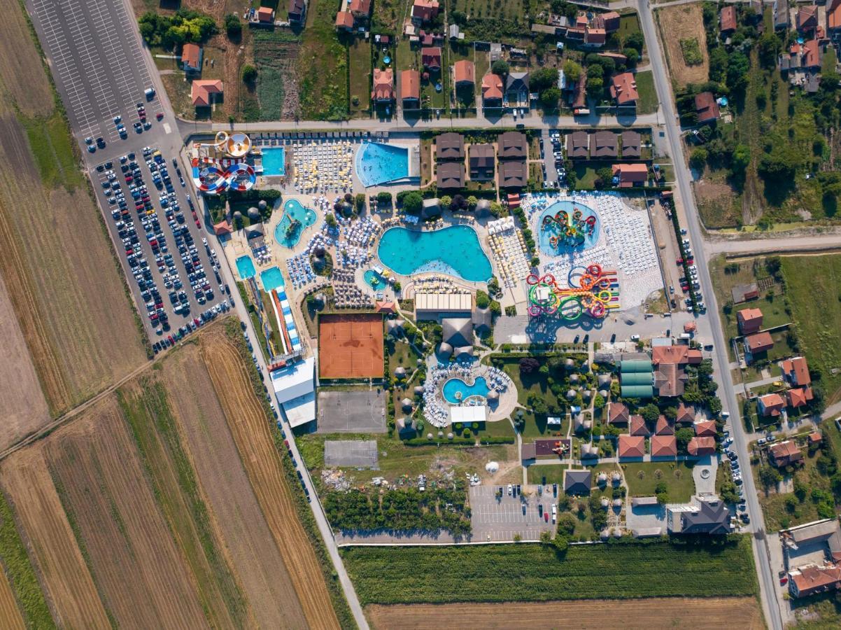 S Club Resort Hotel Aqua Park And Spa 베오그라드 외부 사진