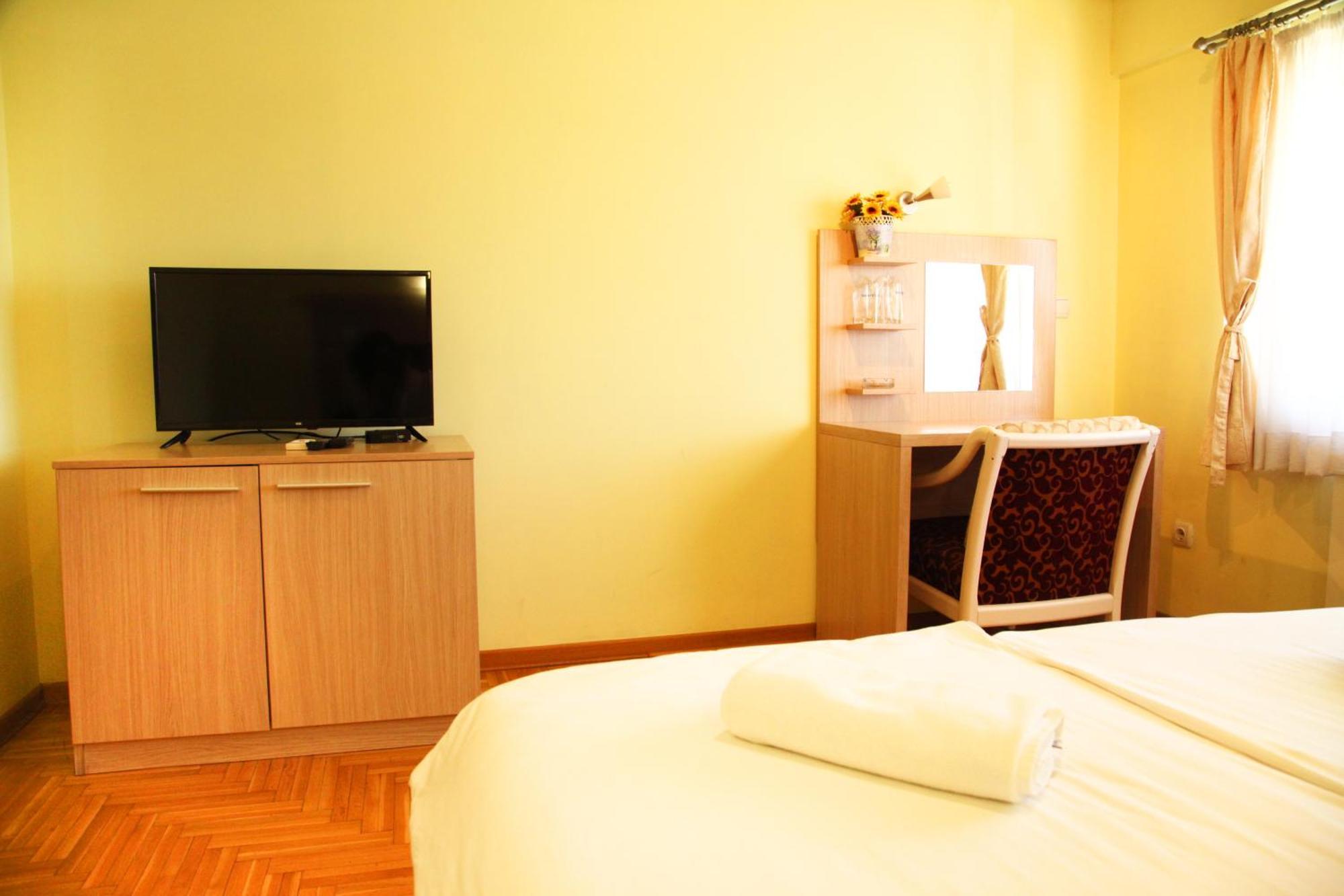 S Club Resort Hotel Aqua Park And Spa 베오그라드 객실 사진